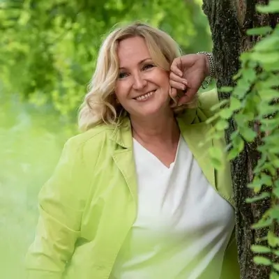 Orvenyesi Rita kep WE 400x400 1 - Womensure - Örvényesi Rita